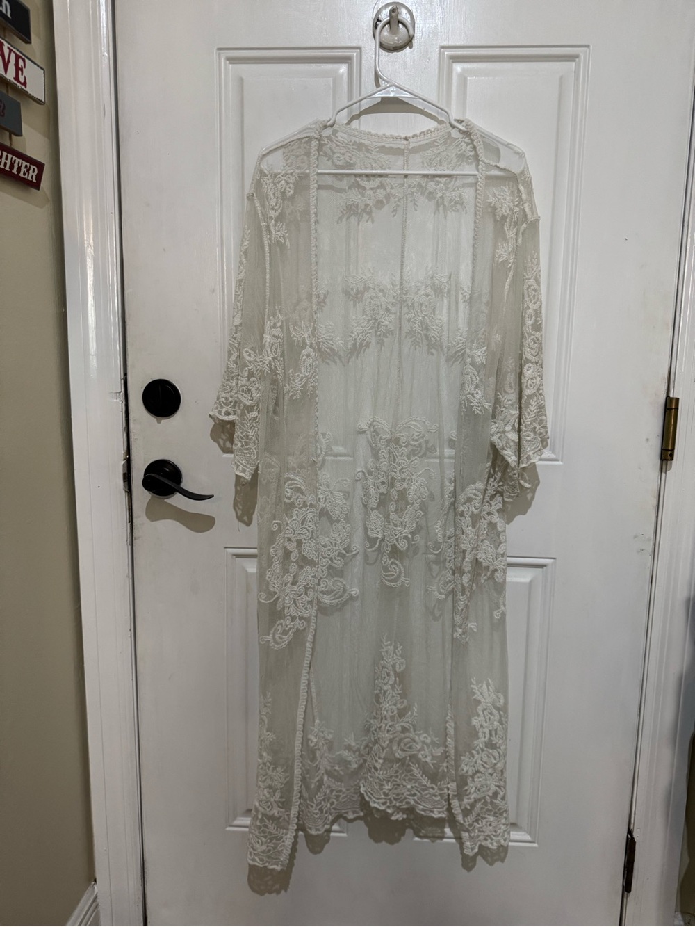 Time and Tru Sheer Lace Kimono Robe in Cream